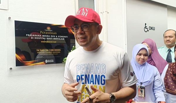 Menteri Sumber Manusia, Steven Sim
